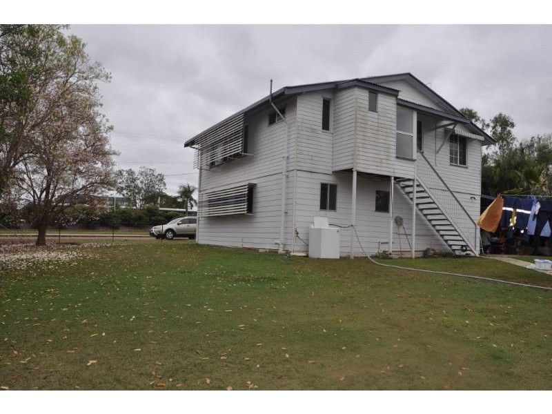 7a Hackett Terrace, Richmond Hill QLD 4820