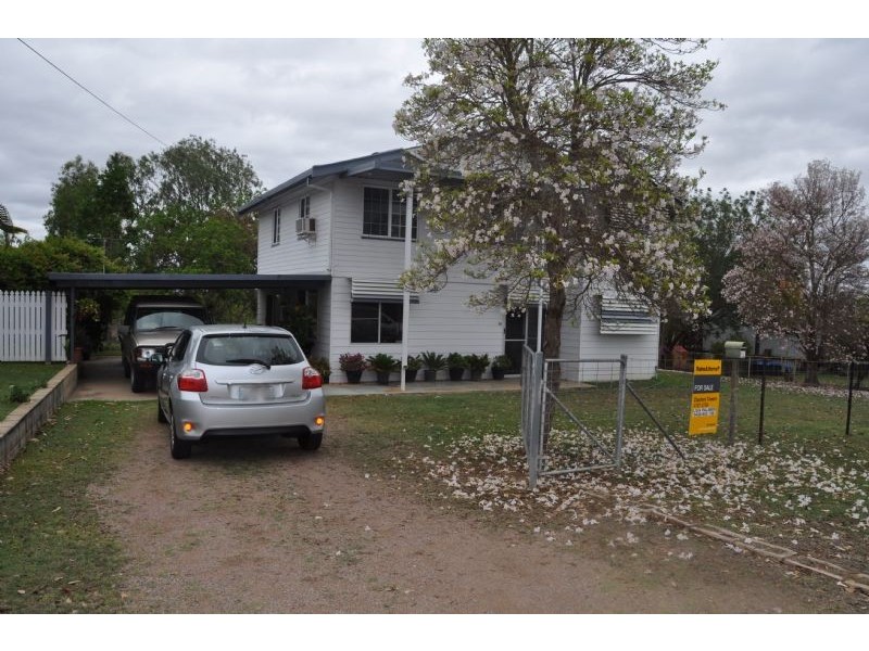 7a Hackett Terrace, Richmond Hill QLD 4820