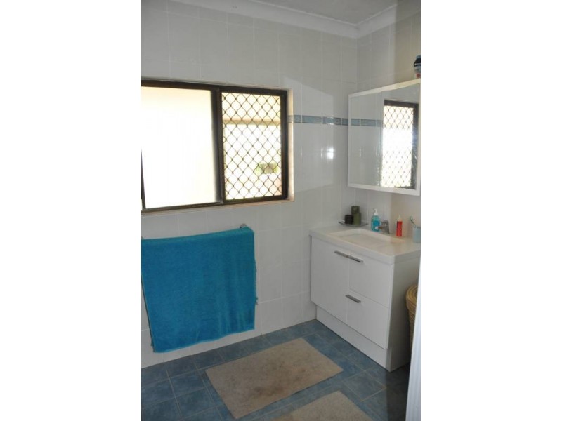 203 Plum Tree Road, Charters Towers QLD 4820