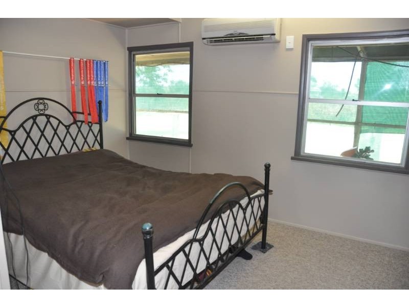 37 Aberdeen Road, Charters Towers QLD 4820