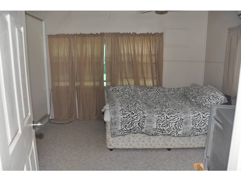 37 Aberdeen Road, Charters Towers QLD 4820