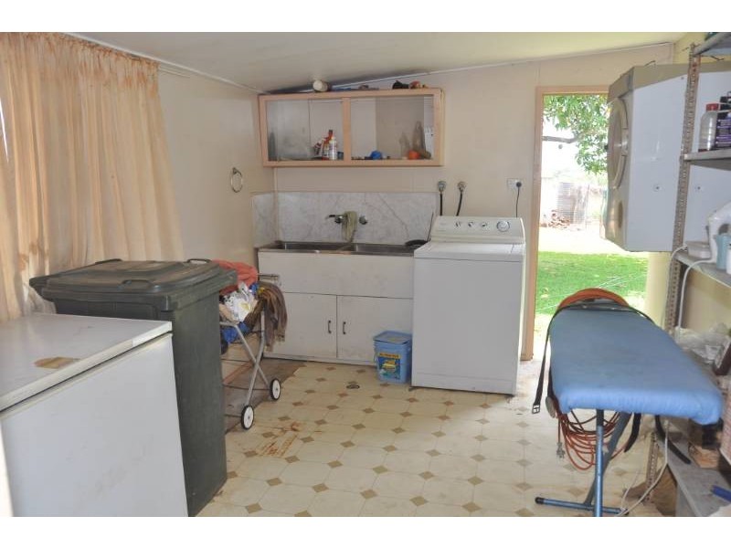 37 Aberdeen Road, Charters Towers QLD 4820