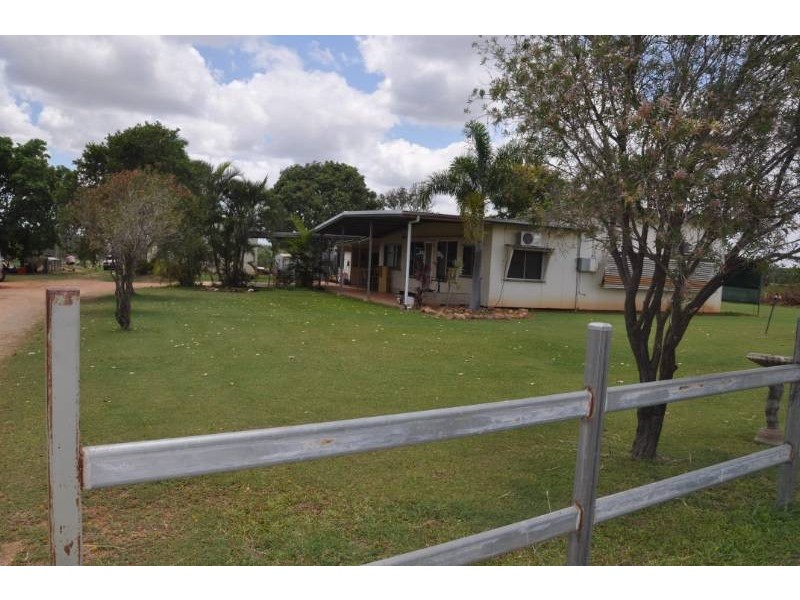 37 Aberdeen Road, Charters Towers QLD 4820