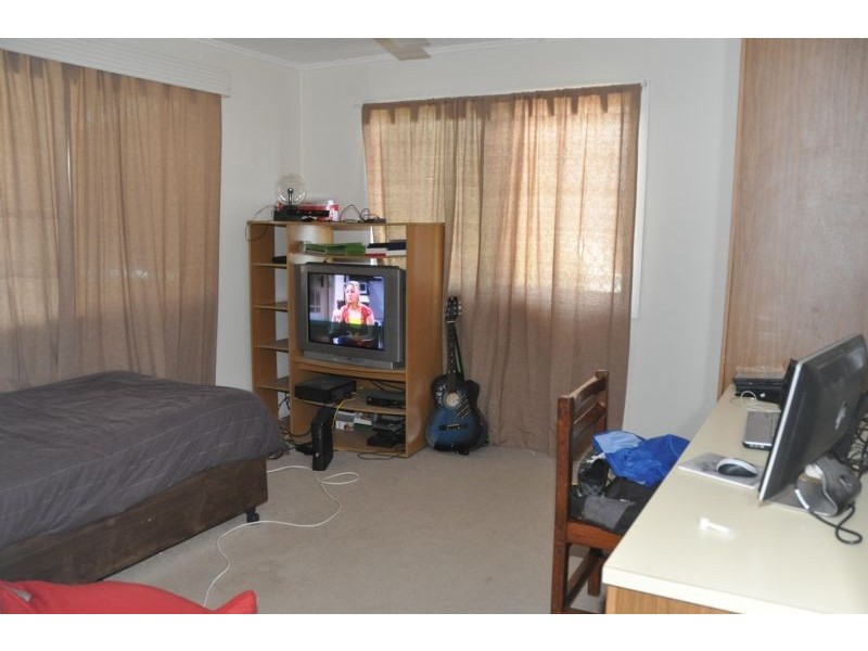 44 Ryan Street, Charters Towers QLD 4820