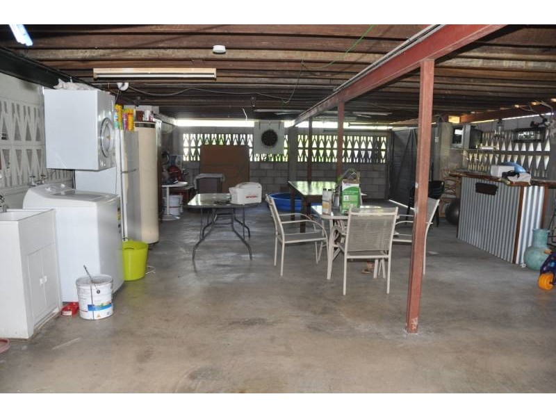 44 Ryan Street, Charters Towers QLD 4820