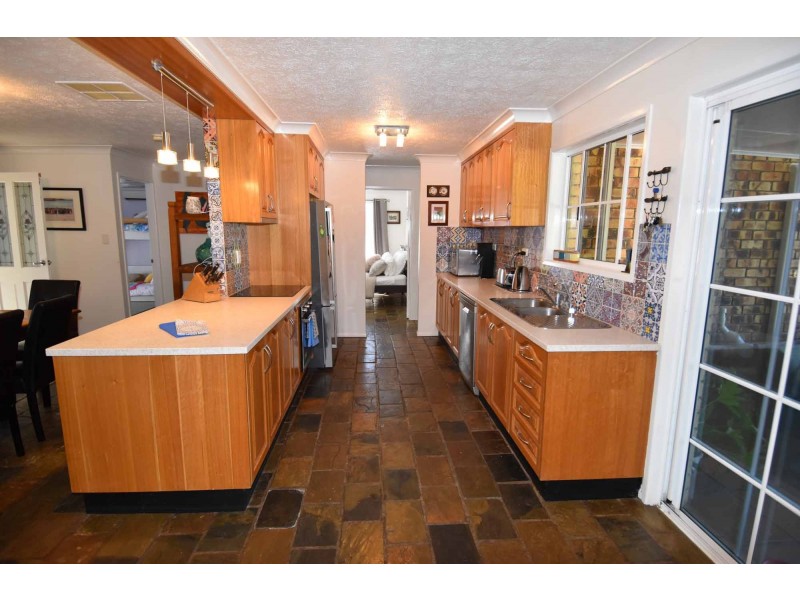 96 Jardine Street, Millchester QLD 4820