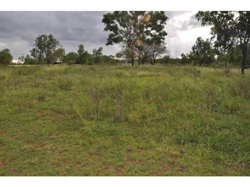 40 Leake Road, Southern Cross QLD 4820