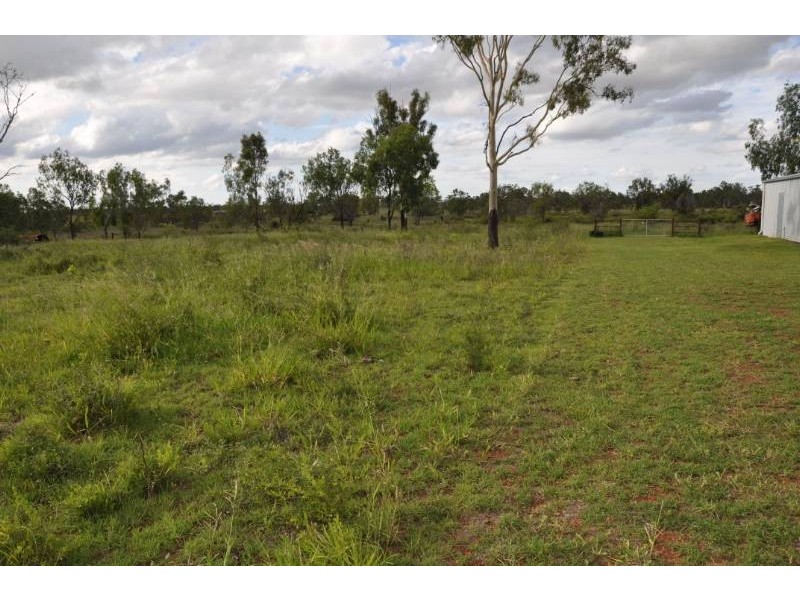 40 Leake Road, Southern Cross QLD 4820