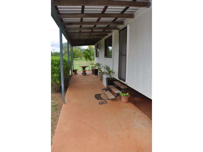 39 Hicks Street, Charters Towers QLD 4820