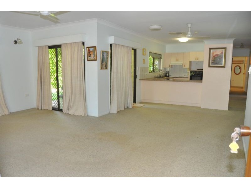 4 Hilton Court, Charters Towers QLD 4820