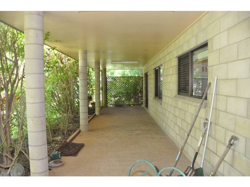 4 Hilton Court, Charters Towers QLD 4820
