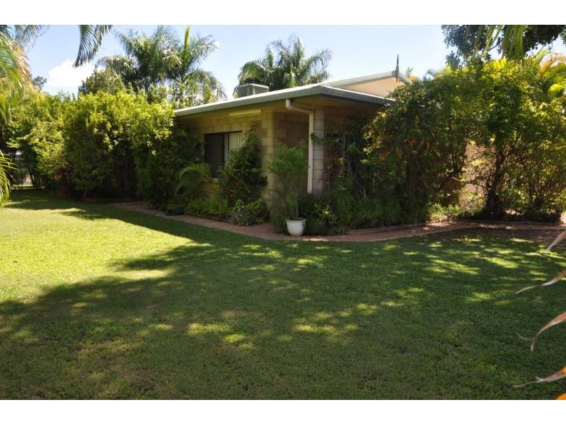 4 Hilton Court, Charters Towers QLD 4820