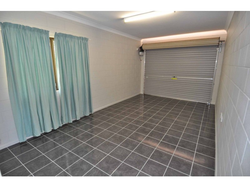 4 Hilton Court, Charters Towers QLD 4820