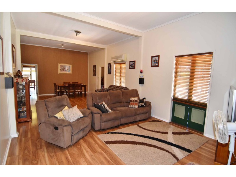 7 Aland Street, Charters Towers City QLD 4820