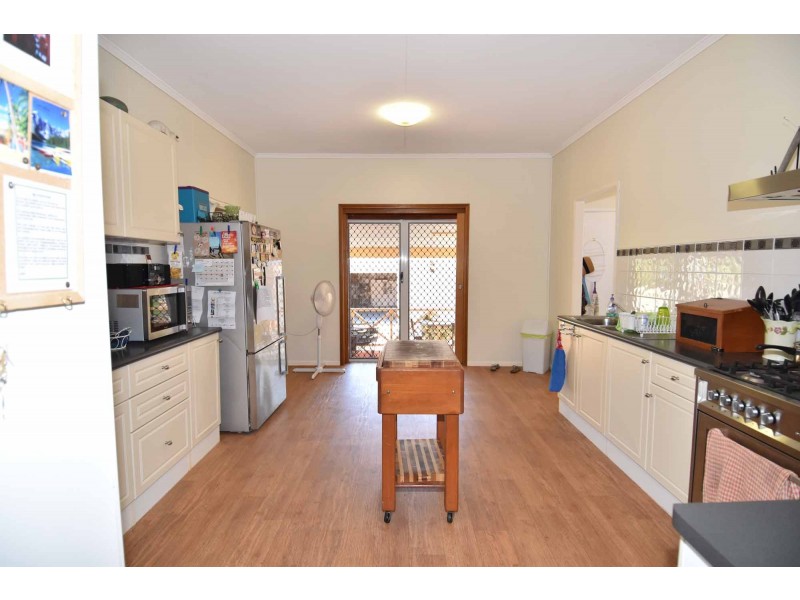 7 Aland Street, Charters Towers City QLD 4820