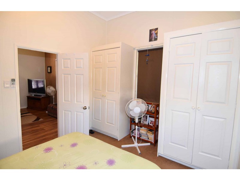 7 Aland Street, Charters Towers City QLD 4820