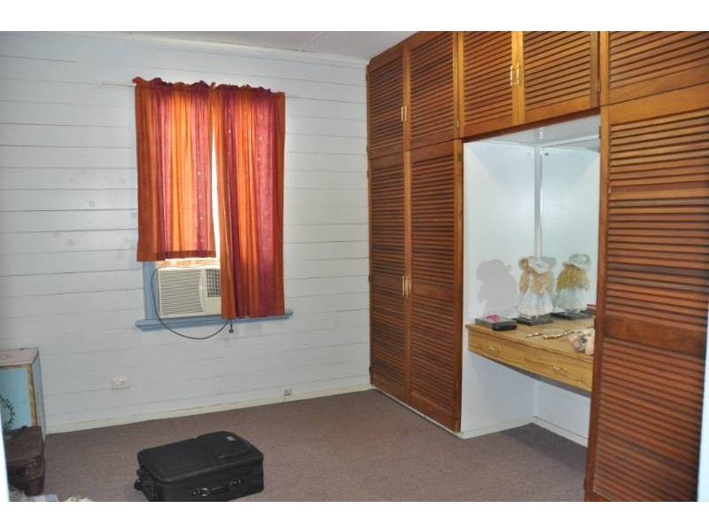 14 Millchester Road, Charters Towers QLD 4820