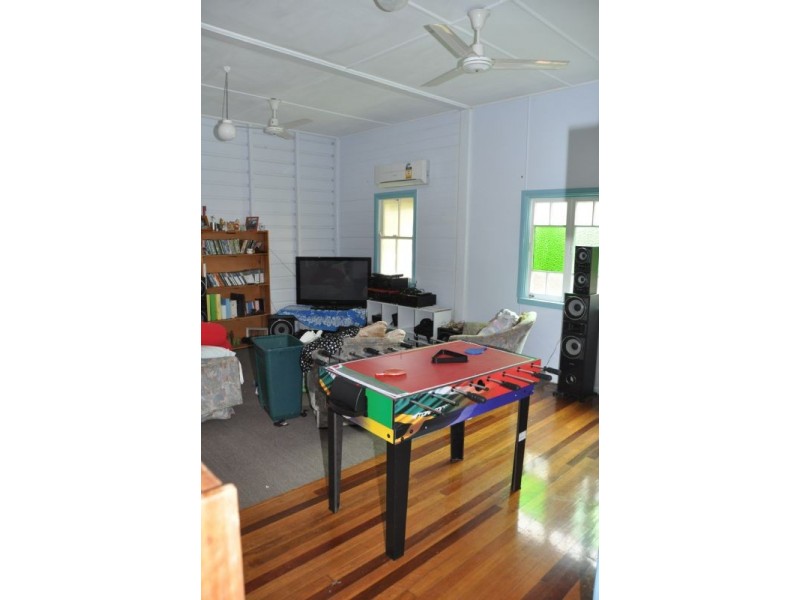 14  Vulture Street, Charters Towers QLD 4820