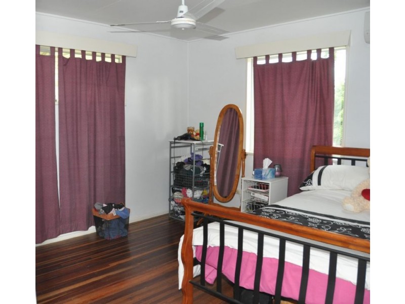 12 Mahoney Street, Richmond Hill QLD 4820