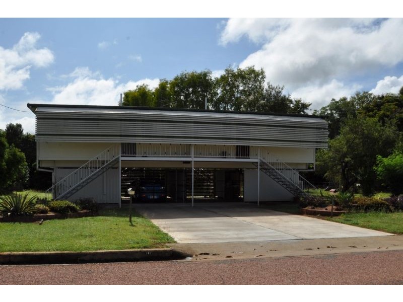 12 Mahoney Street, Richmond Hill QLD 4820