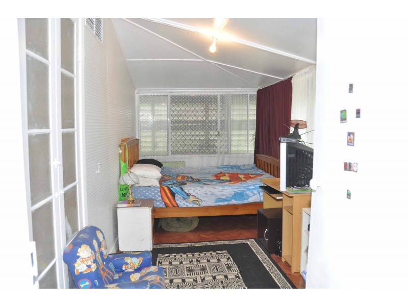 29 Charlotte Street, Charters Towers QLD 4820