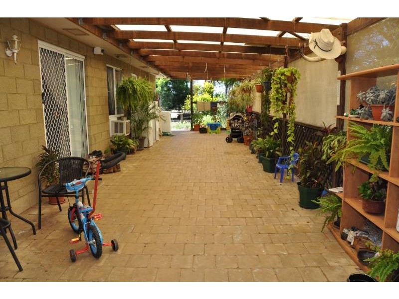 “Tookawyle” Lynd Highway, Charters Towers QLD 4820