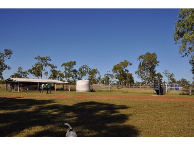 “Tookawyle” Lynd Highway, Charters Towers QLD 4820