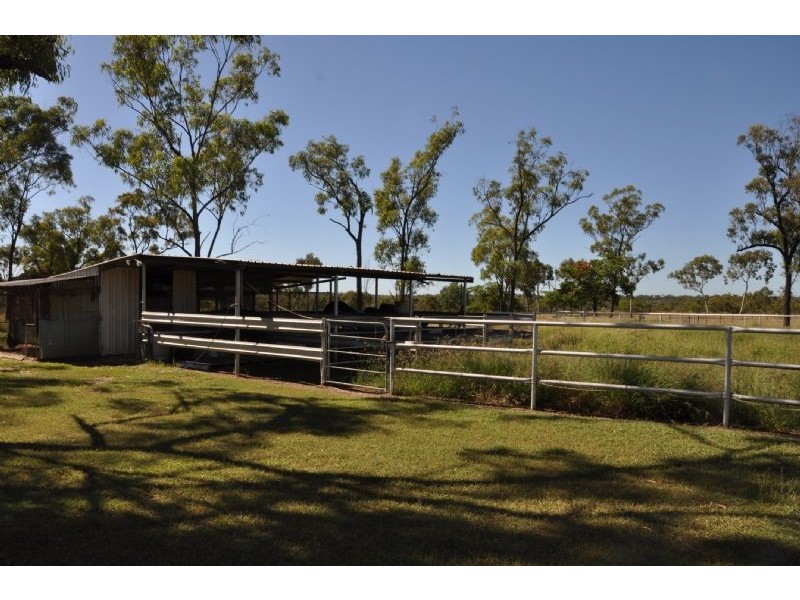 “Tookawyle” Lynd Highway, Charters Towers QLD 4820