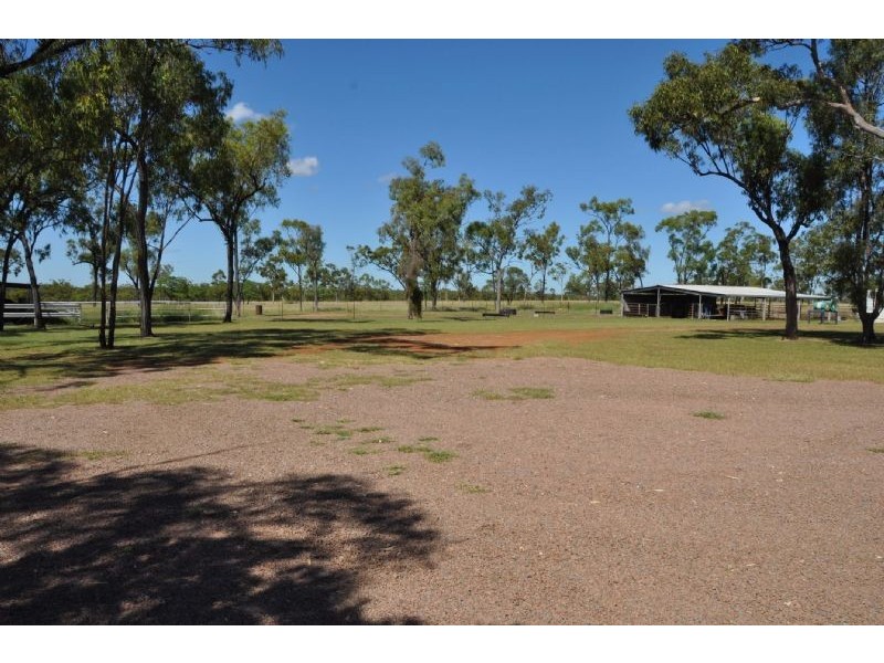 “Tookawyle” Lynd Highway, Charters Towers QLD 4820