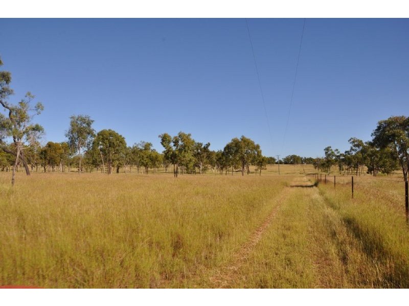 “Tookawyle” Lynd Highway, Charters Towers QLD 4820