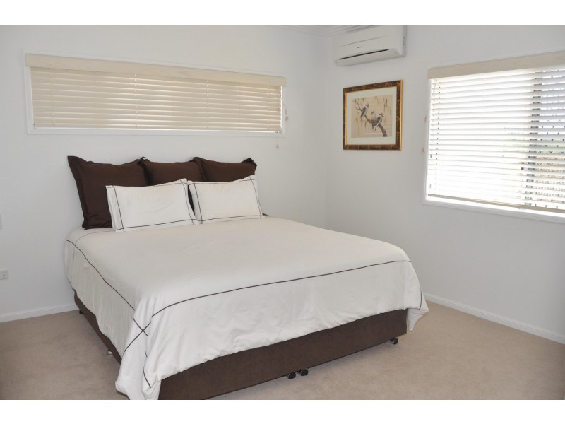 82 Aberdeen Road, Charters Towers QLD 4820