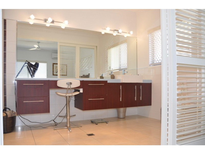 82 Aberdeen Road, Charters Towers QLD 4820