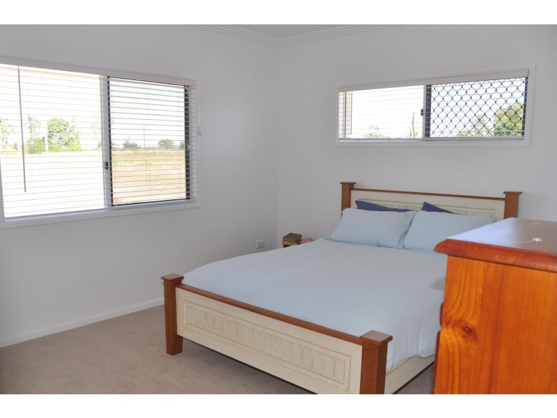 82 Aberdeen Road, Charters Towers QLD 4820