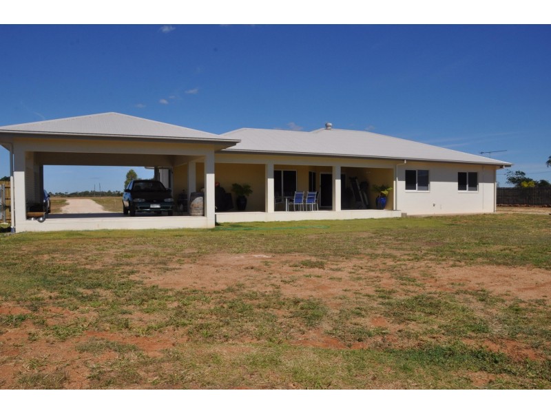82 Aberdeen Road, Charters Towers QLD 4820