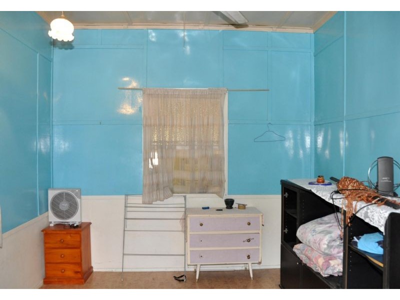 3 Devereux Street, Charters Towers QLD 4820