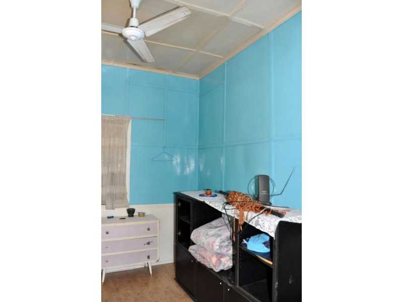 3 Devereux Street, Charters Towers QLD 4820