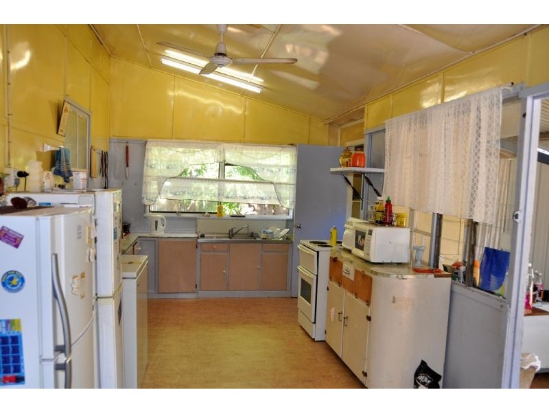 3 Devereux Street, Charters Towers QLD 4820