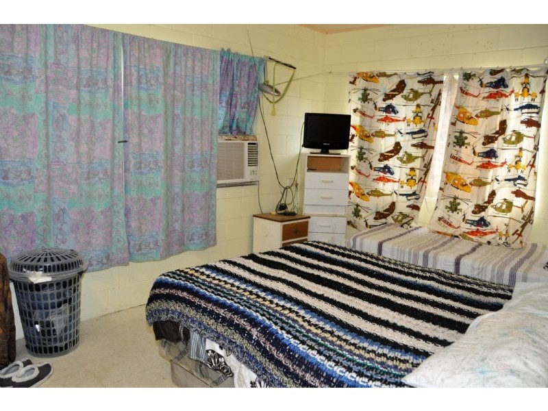 24 Felix Street, Charters Towers QLD 4820