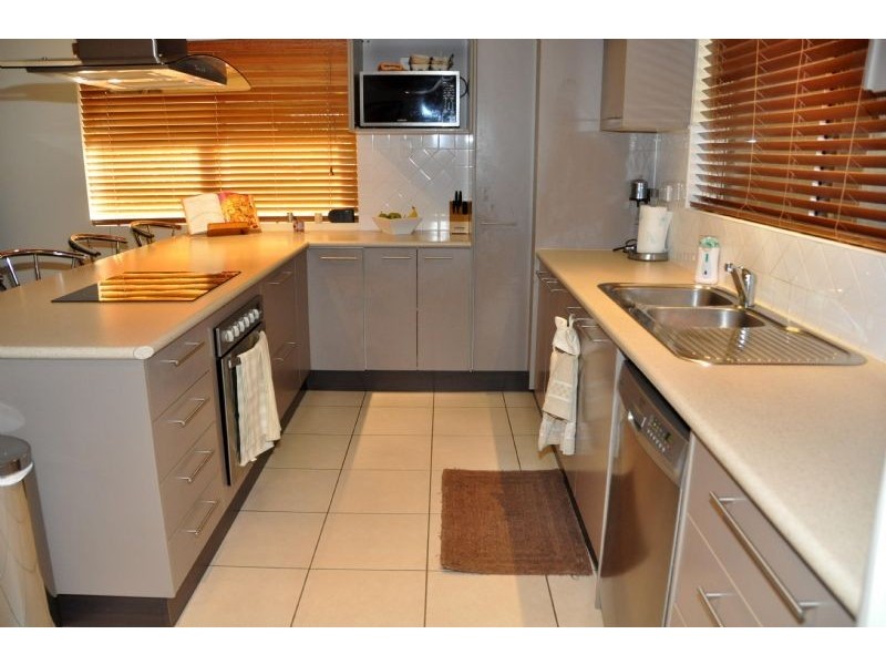 1 Deighton Street, Charters Towers QLD 4820