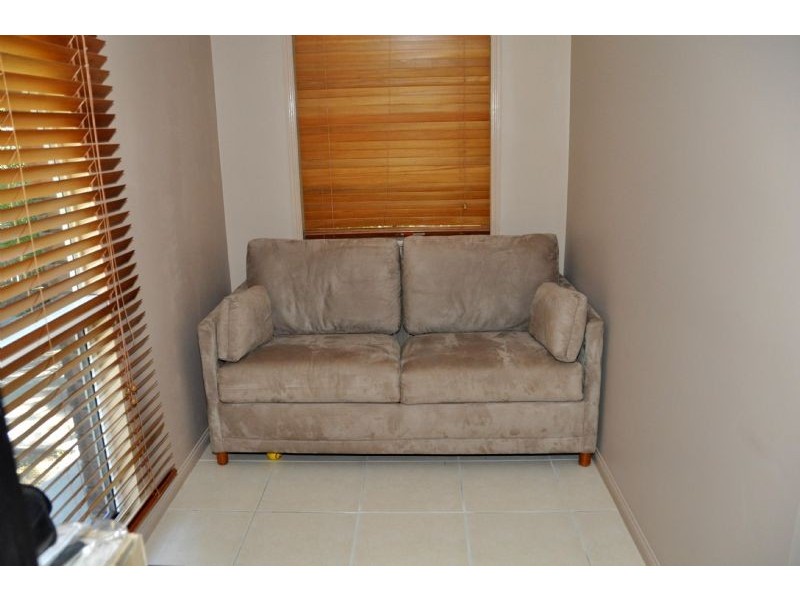 1 Deighton Street, Charters Towers QLD 4820