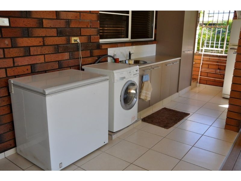 1 Deighton Street, Charters Towers QLD 4820