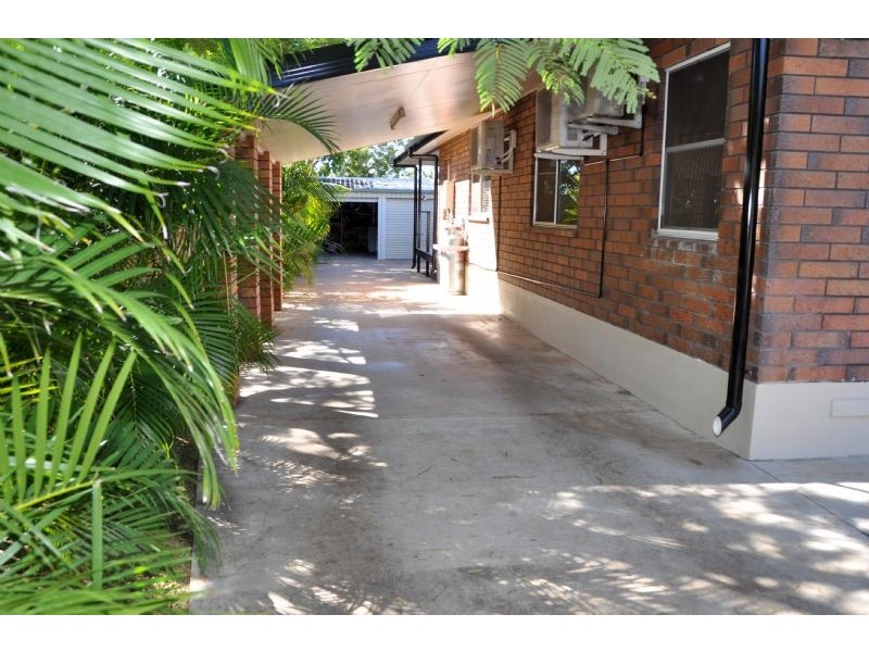 1 Deighton Street, Charters Towers QLD 4820