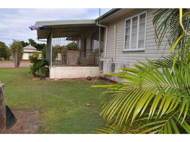 38 King Street, Charters Towers QLD 4820