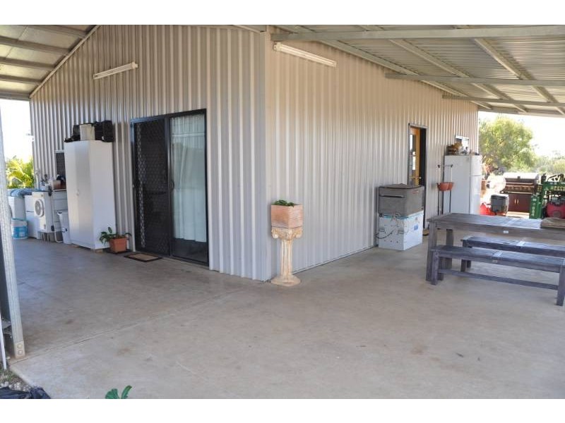 65 Estate Avenue, Charters Towers QLD 4820
