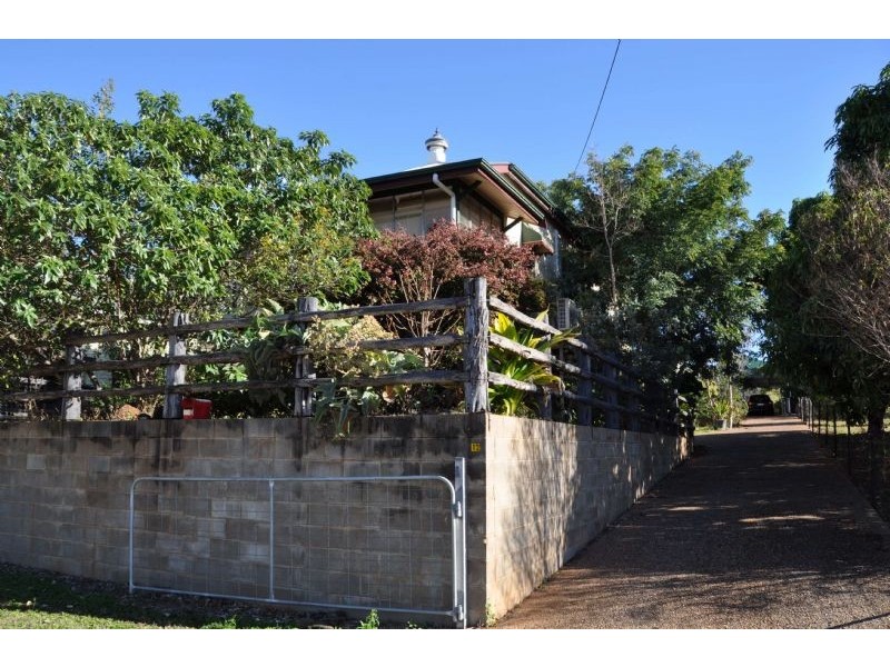 120 Hackett Terrace, Charters Towers QLD 4820