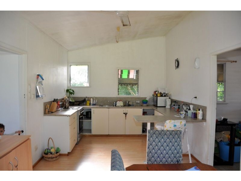 120 Hackett Terrace, Charters Towers QLD 4820