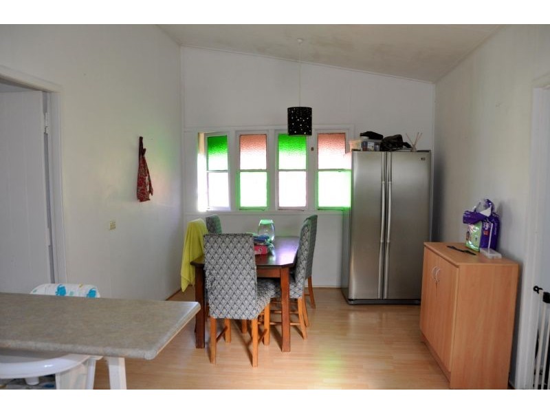 120 Hackett Terrace, Charters Towers QLD 4820