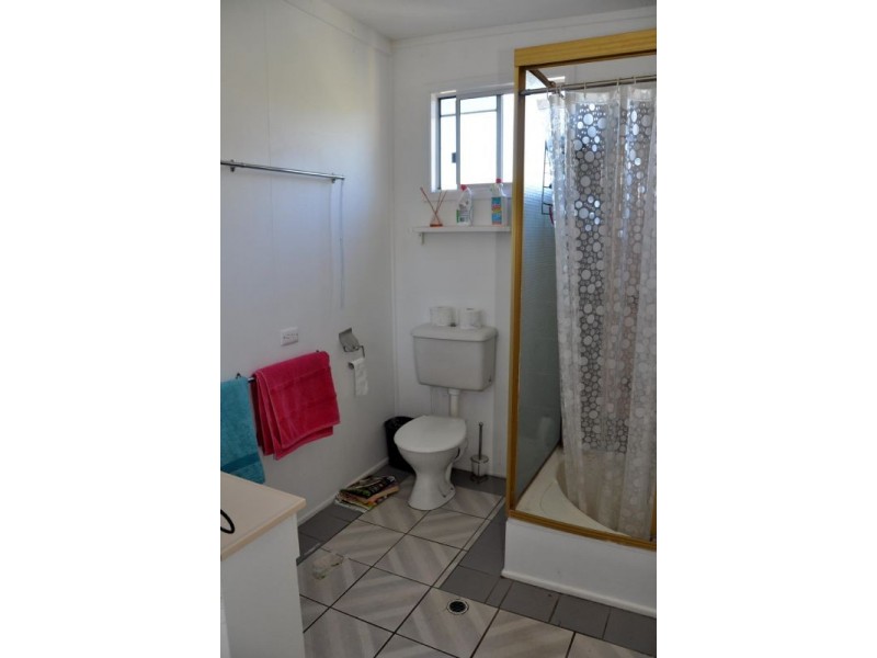 120 Hackett Terrace, Charters Towers QLD 4820