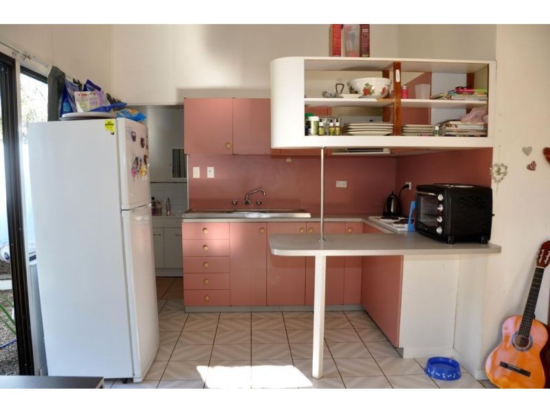 120 Hackett Terrace, Charters Towers QLD 4820