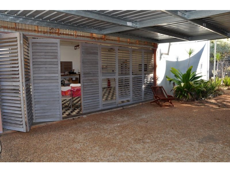 120 Hackett Terrace, Charters Towers QLD 4820